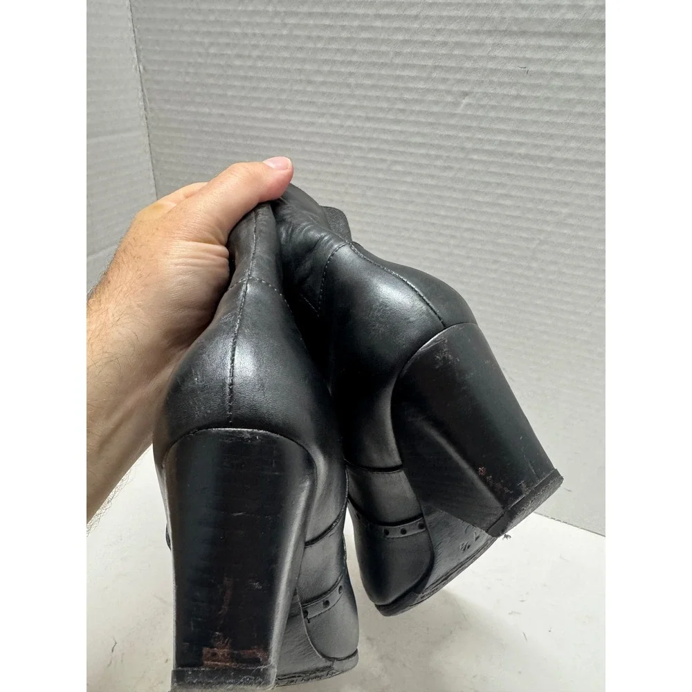 John Fluevog Black Leather Pointed Ankle Boots Block Heel Purpose Intent 7.5